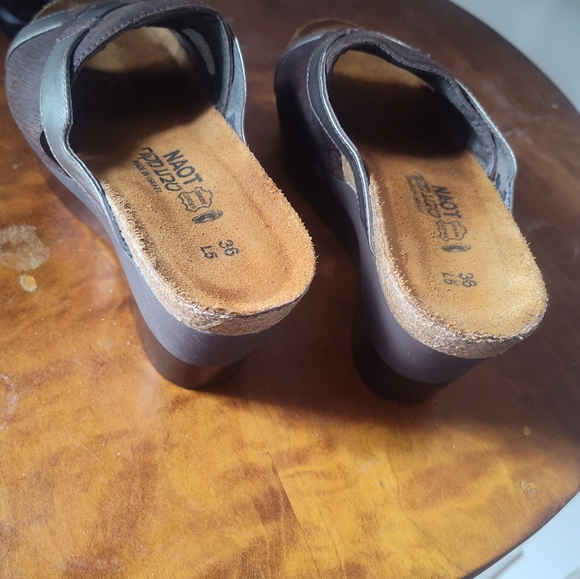 Naot Pixie Open Toe Wedge Sandal - Picture 3 of 7